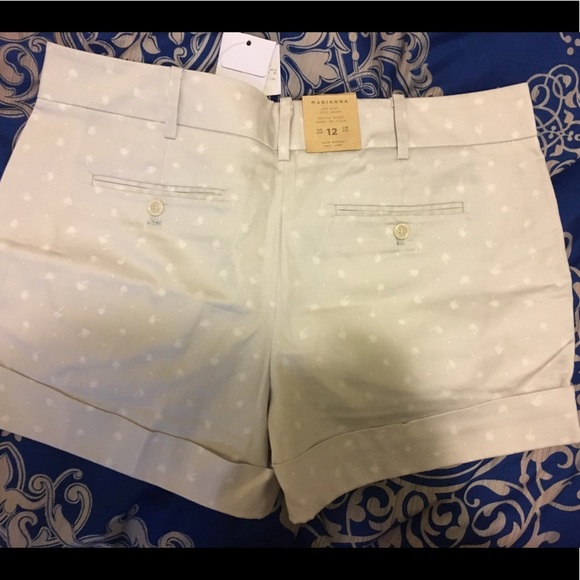 Shorts - Picture 4 of 5